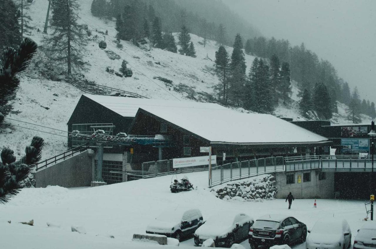 Chez Chantal Siviez Bagian luar foto